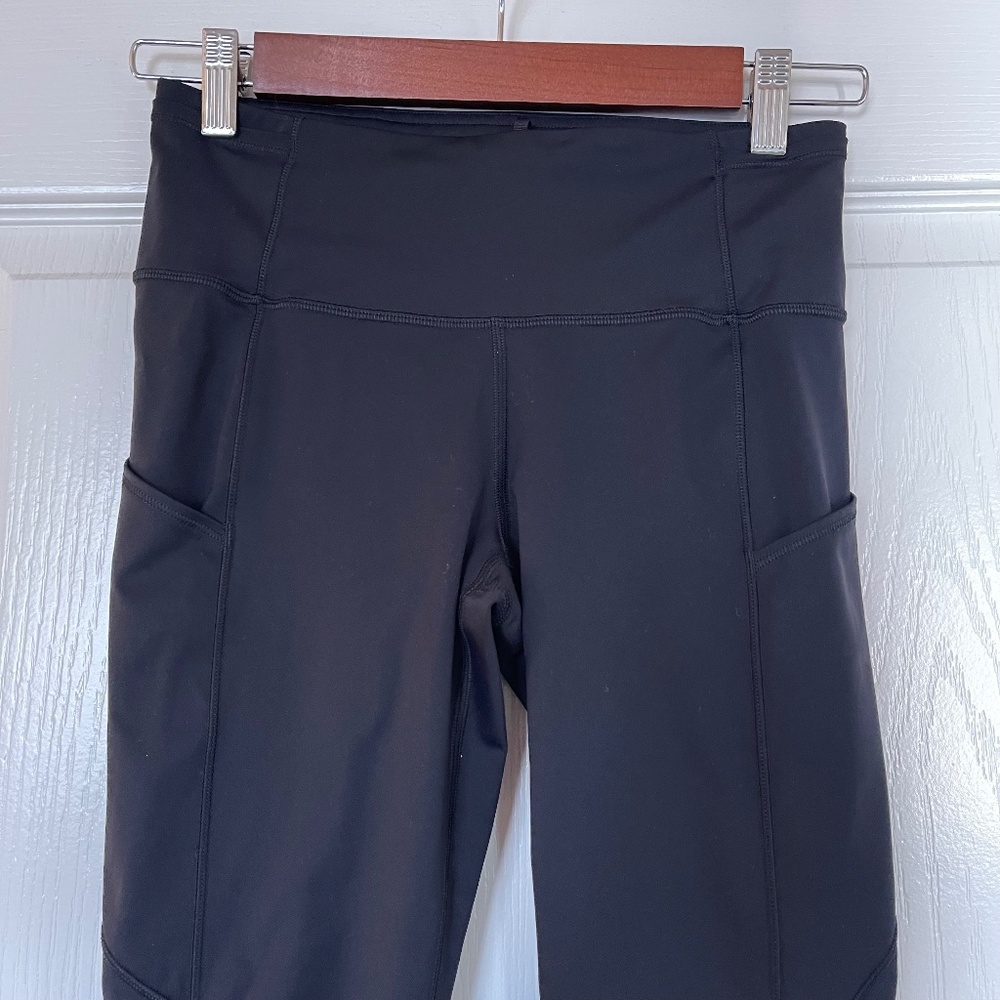 Lululemon Fast and Free High-Rise Crop 23" Size 6
